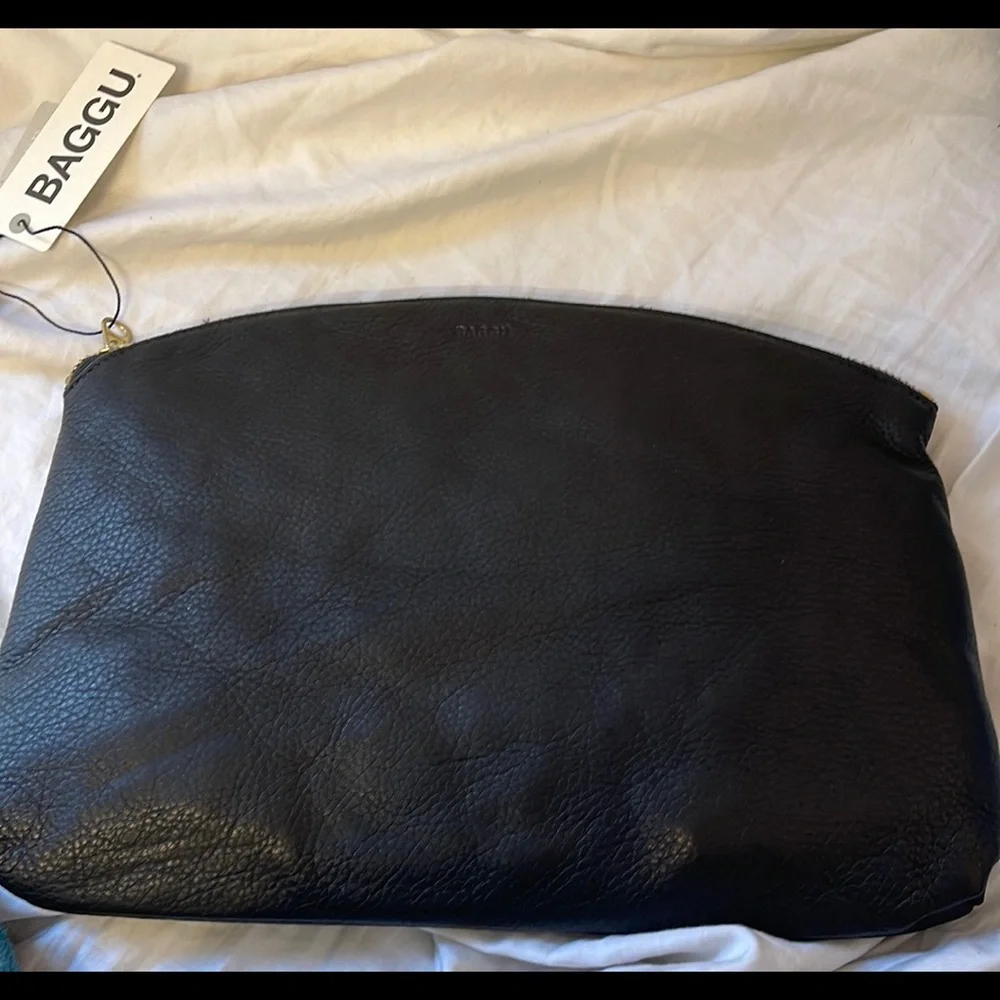 -BAGGU Large Black Clutch - Picture 2 of 4